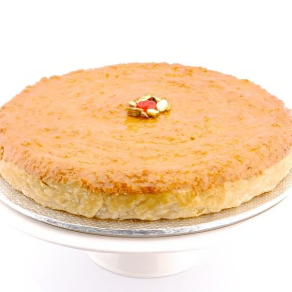 Coconut Macaroon Cake (ناریل میکرون کیک)-1 Pound