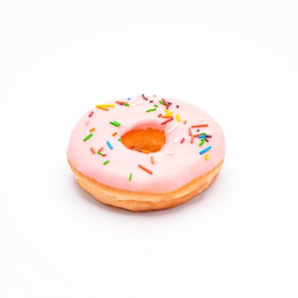 Strawberry Icing Donut (اسٹرابیری آئسنگ ڈونٹ)